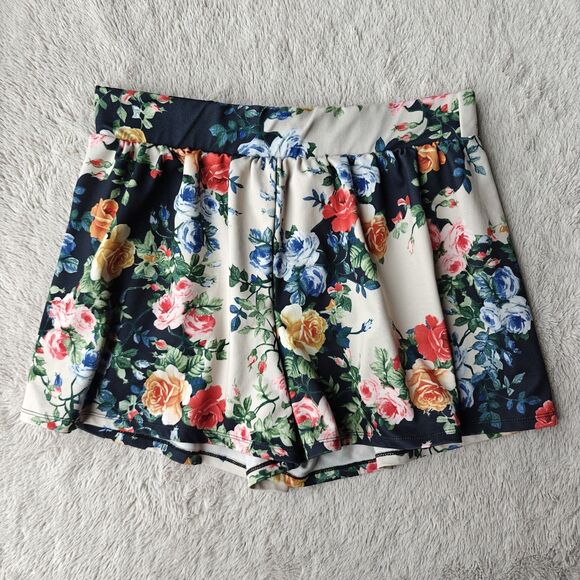 ASOS Pull On Shorts Women's 2 Floral Spring Summer Mini - Picture 1 of 6